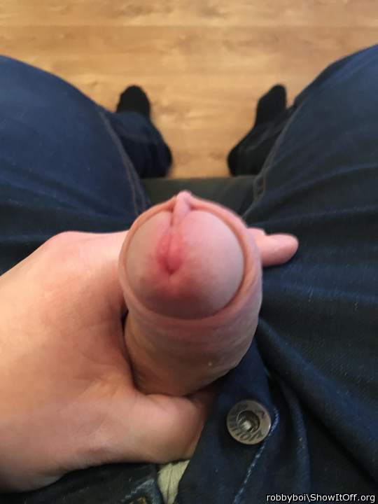 Adult image from robbyboi