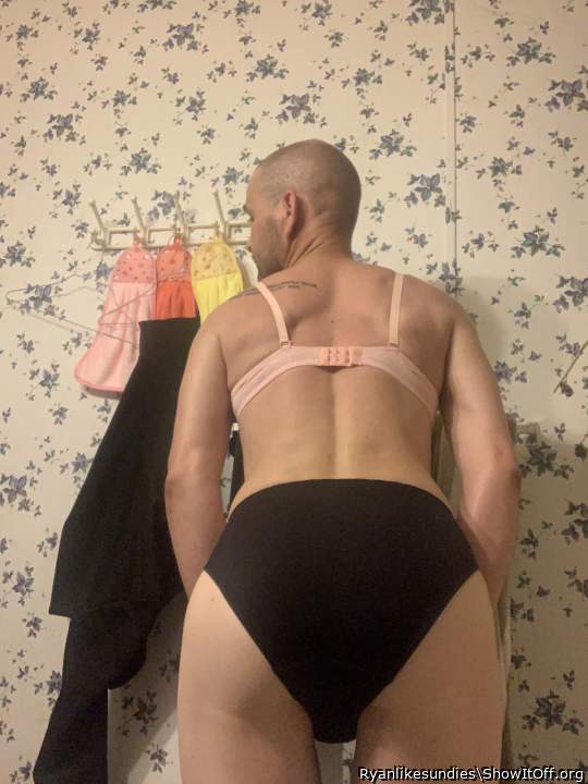 Adult image from Ryanlikesundies