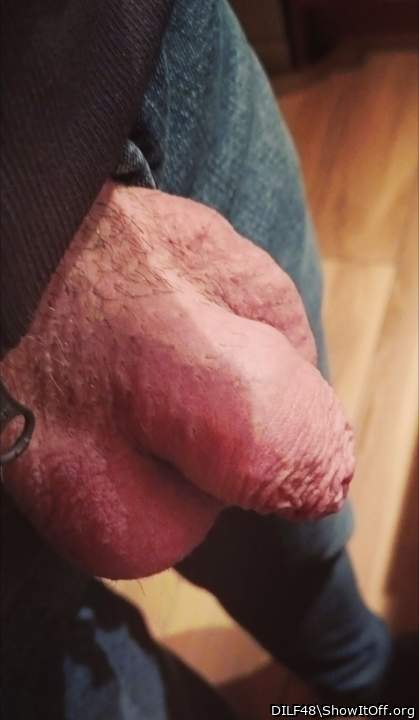 Adult image from DILF48