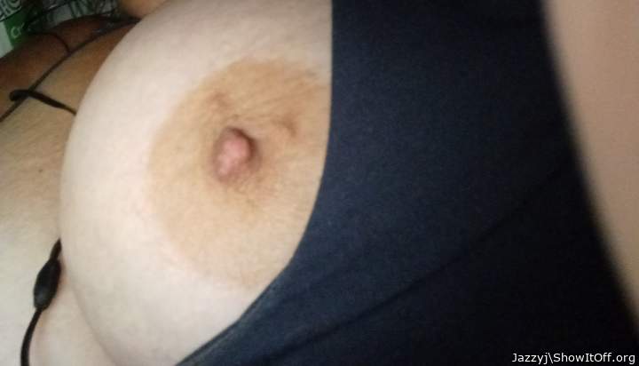 Damn!!! Love ur gorgeous nipple!!! Looks delicious!!!