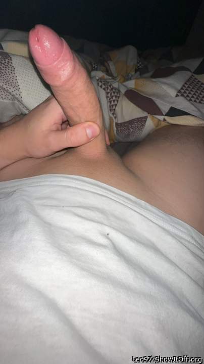 Adult image from Leo97