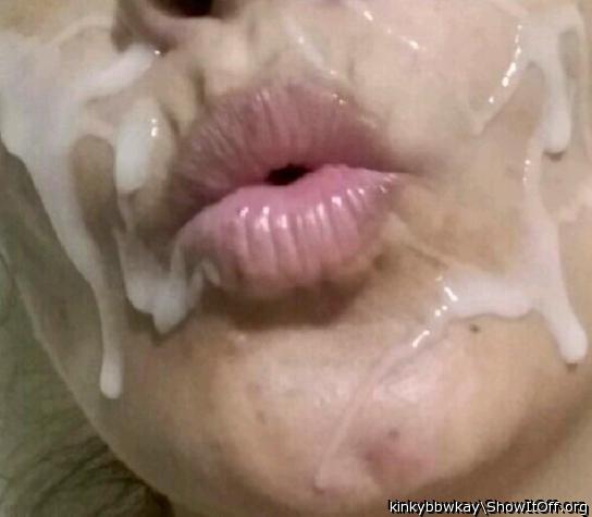 SLUT LISA GOT MESSY