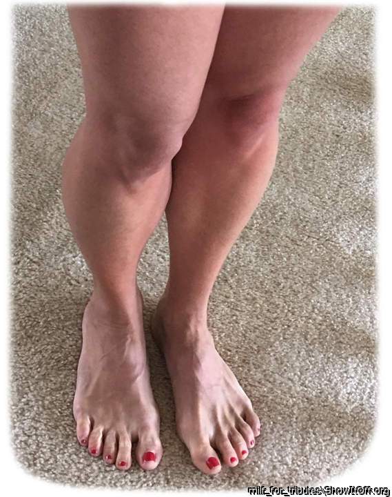 more requests for closeups of my feet and legs :)