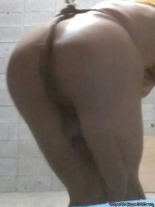 Adult image from oldper69