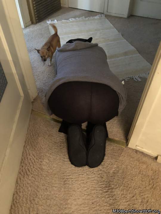 I would love to ejaculate on your butt