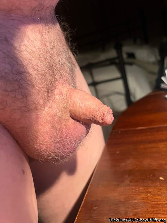 I would love to suck the cum out of that!!!