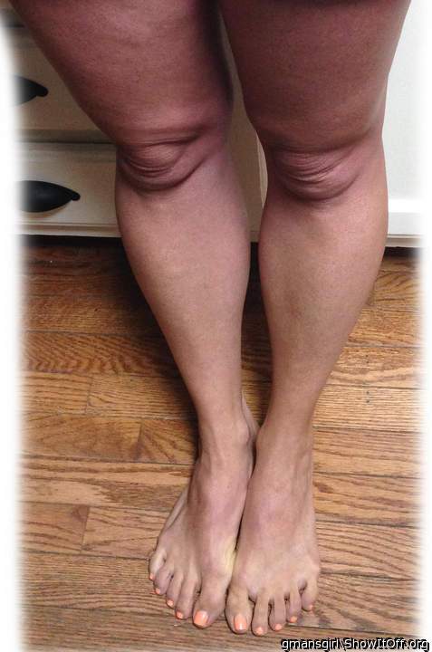 please cum on my feet!