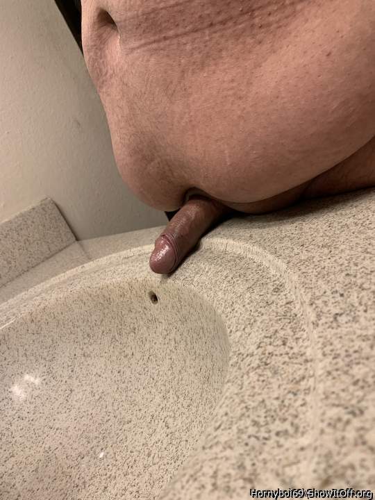 Adult image from Hornyboi69