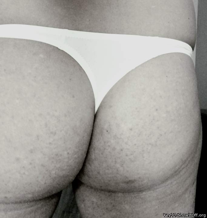 Adult image from Key20