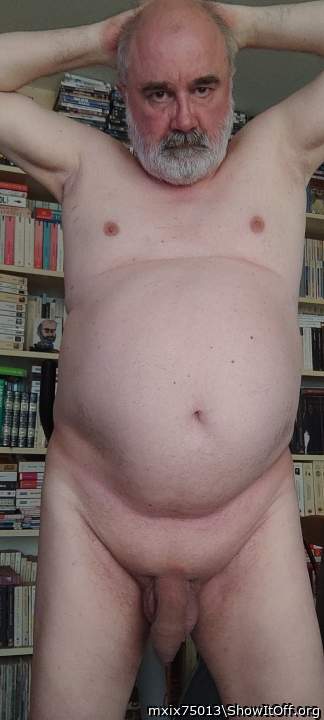Adult image from mxix75013