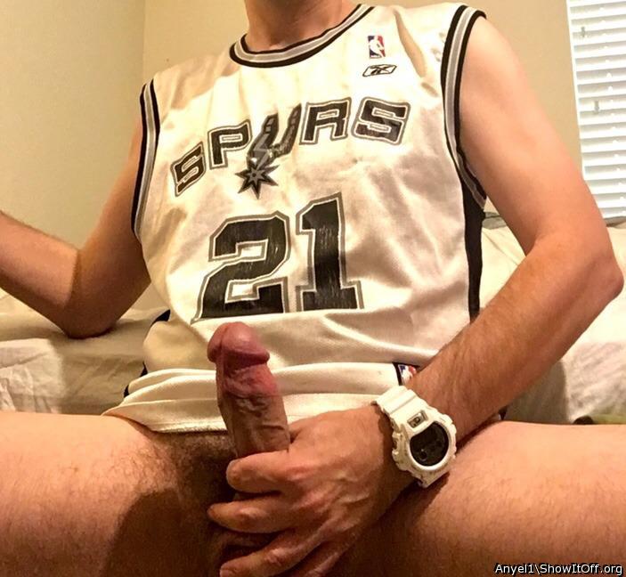 Adult image from Anyel1