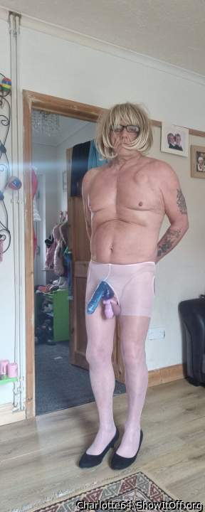 Adult image from Charlotte64