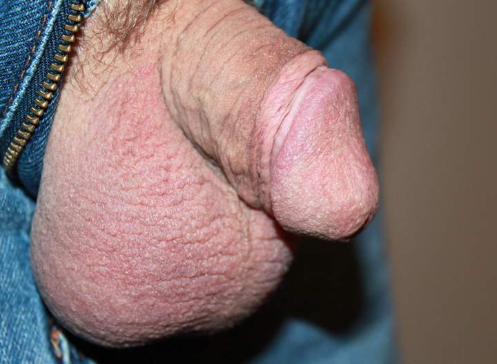 Adult image from lilsoftee