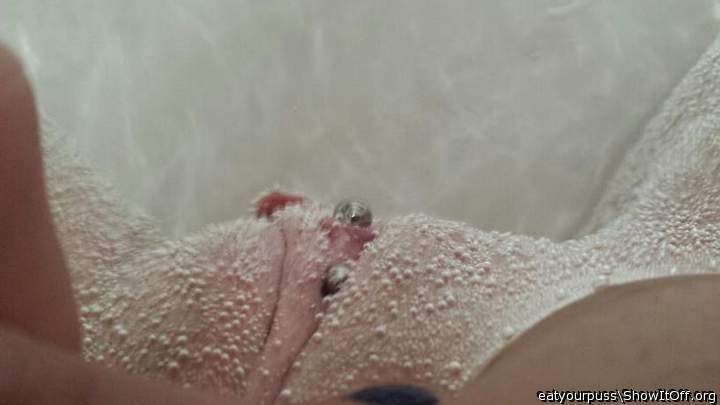 Adult image from eatyourpuss