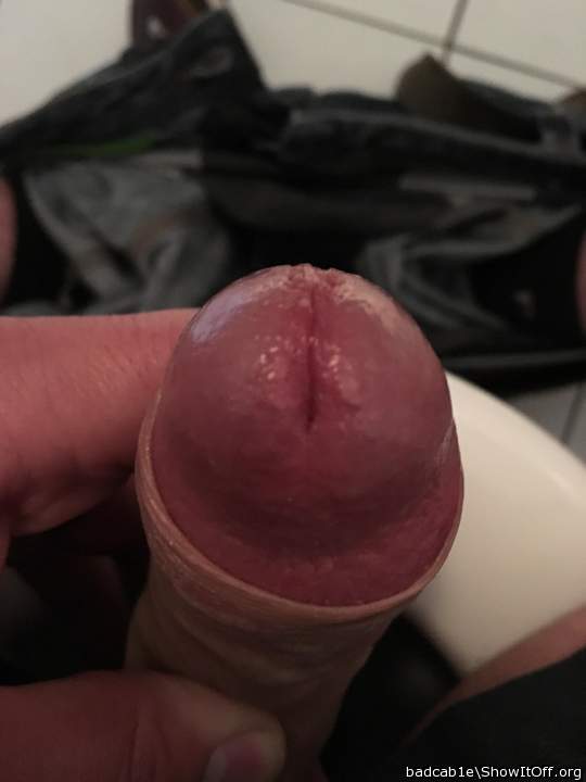 Adult image from badcab1e