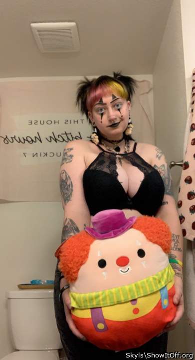 Adult image from Skyls