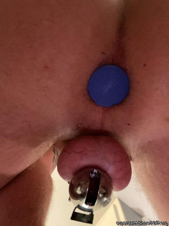 Adult image from supersam