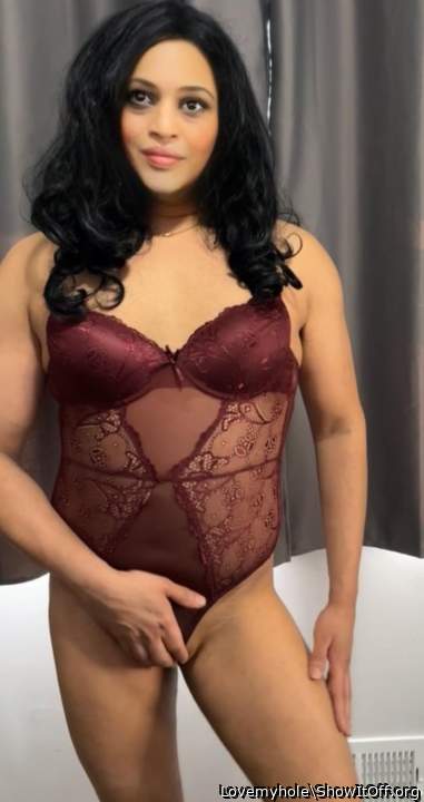 Looking incredibly sexy💋🔥