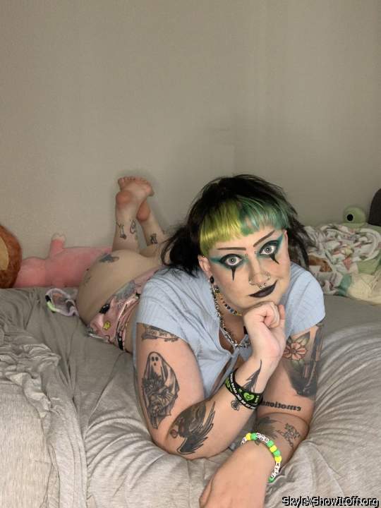 Adult image from Skyls