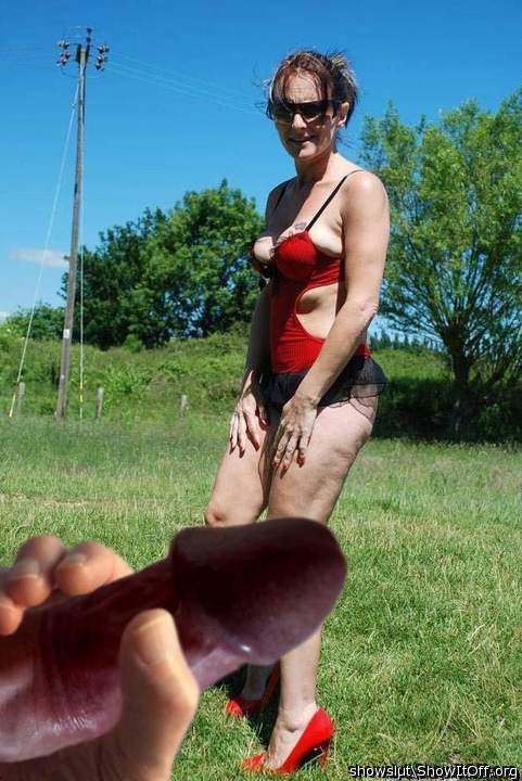 Adult image from showslut