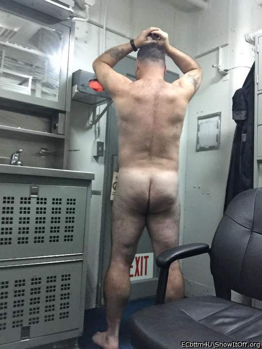 Adult image from ECbttm4U