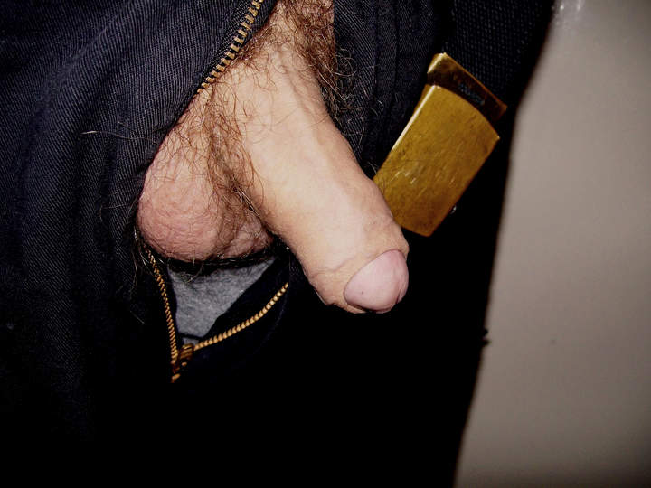 I AM A GAY COCK LOVER