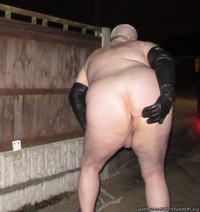 Adult image from leatherman1963