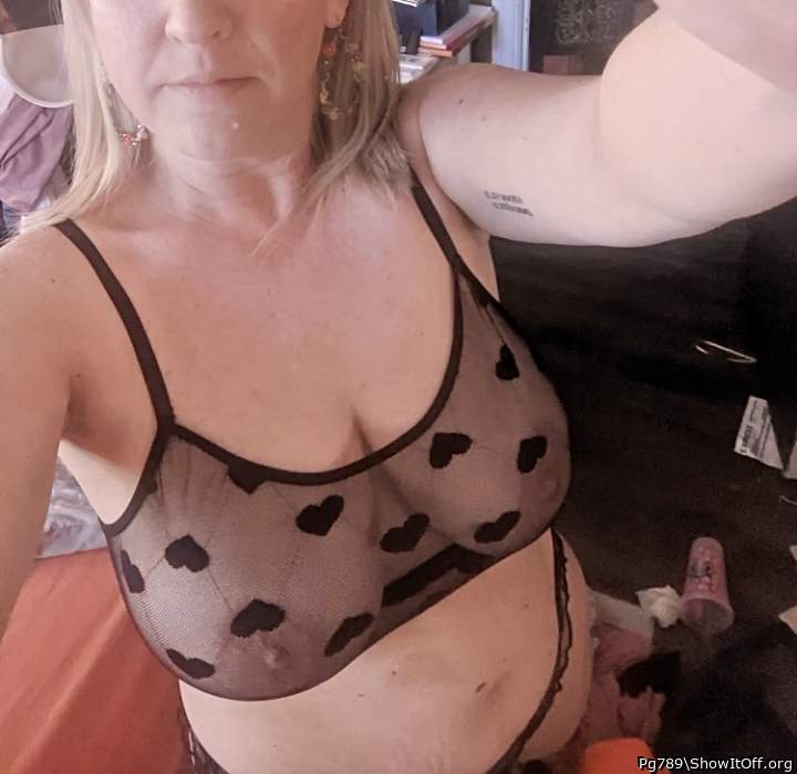 love your big titis and your sexy bra 