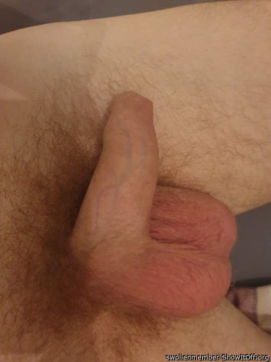 What a beautiful cock and balls