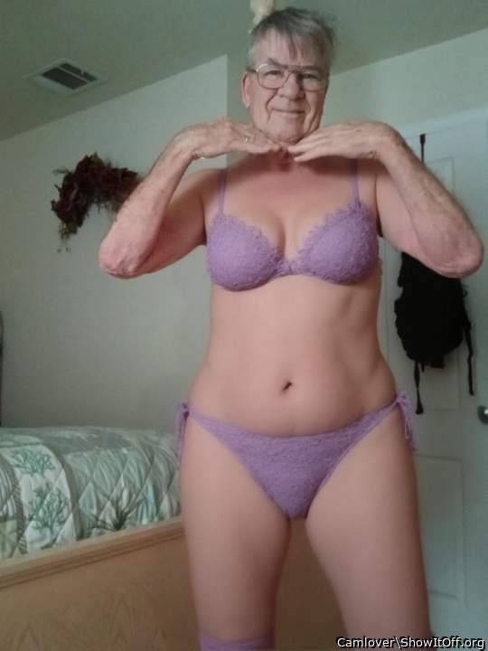 Adult image from Camlover