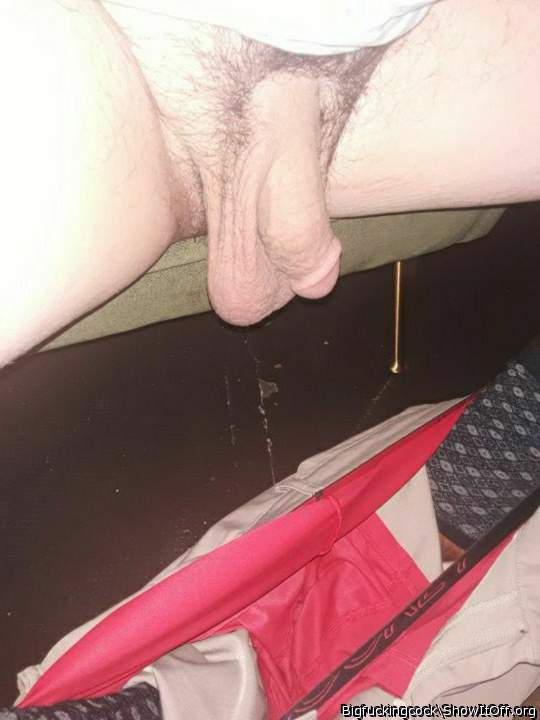 That�d be nice to slap around while it�s  hanging like that.