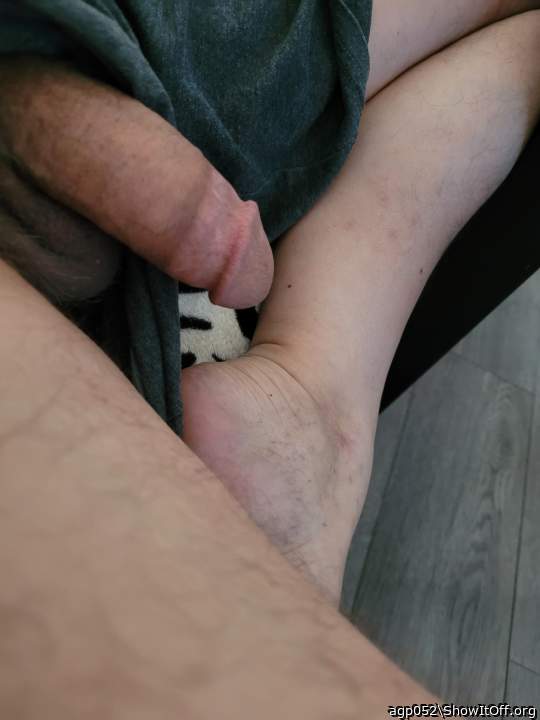 Adult image from agp052