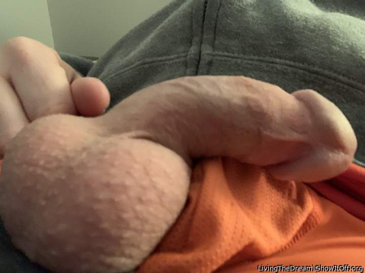 Nice cock! please add me for your friend, thank you.