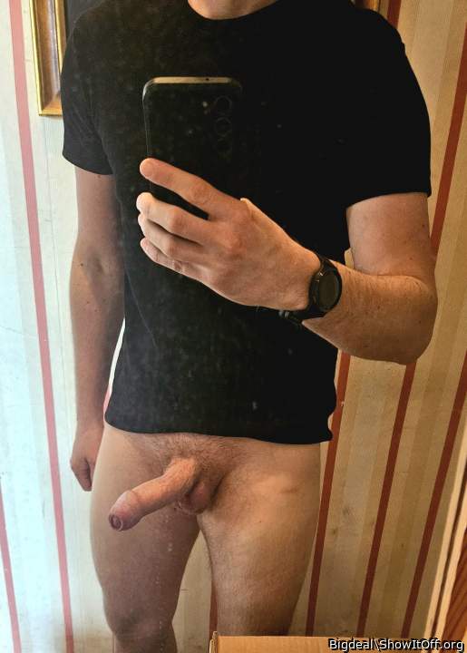 Handsome sexy man delicious big cock yummy😛 