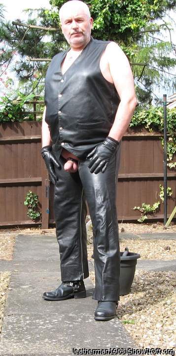 Adult image from leatherman1963