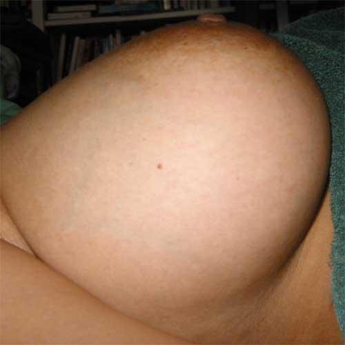 April's Big 36DD tit