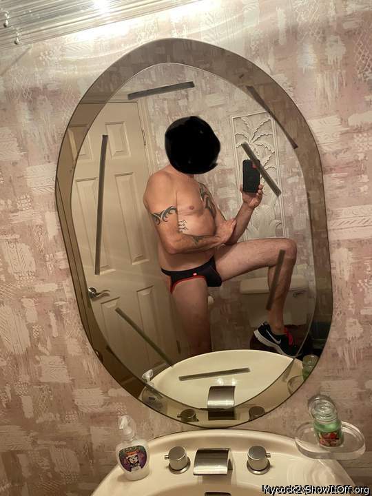 Adult image from Mycock2