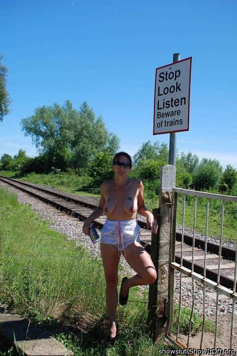 When is the next train??