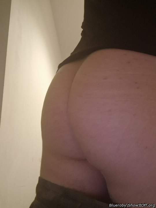 Adult image from Blueroby