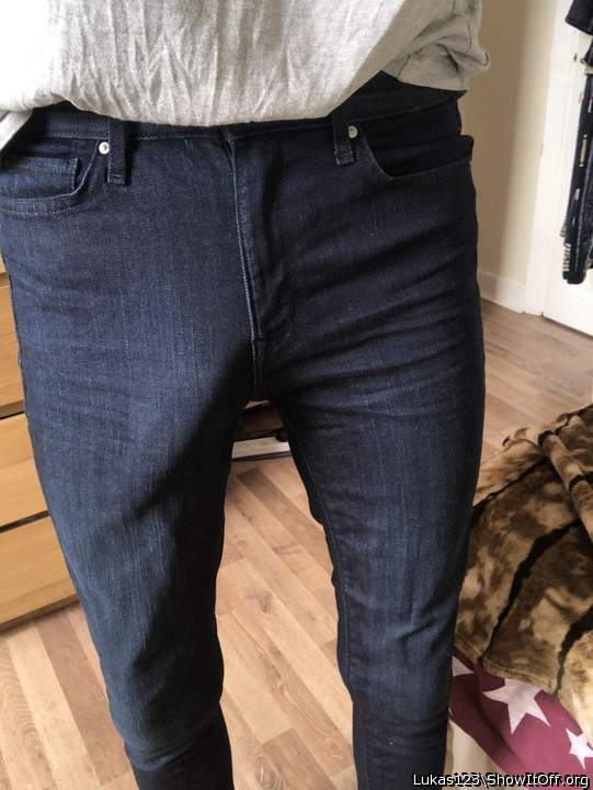 Adult image from Lukas123