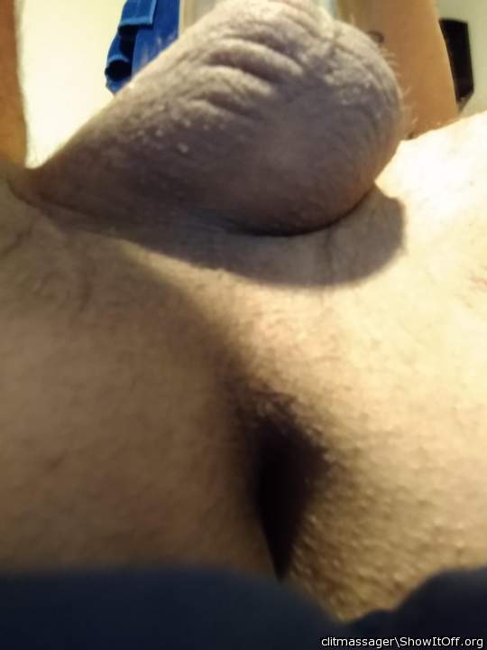 Adult image from clitmassager
