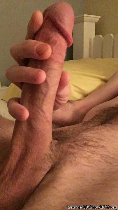 I'd take a mouthful of cum from that!

