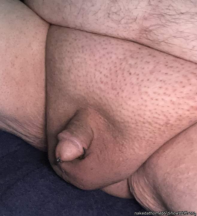 Adult image from nakedathome65