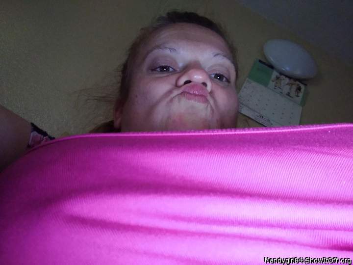 Smooches babe I wish I was getting my boobs smooches and sucked on too. MMMMMmmm