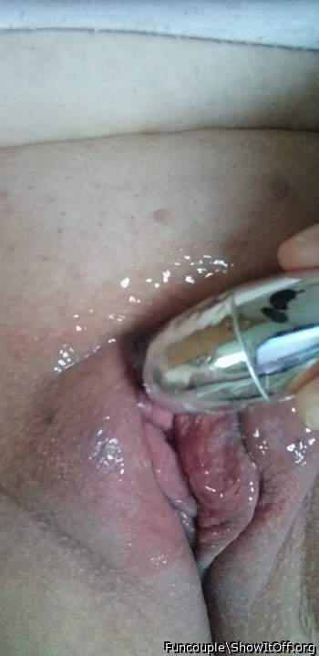You go girl, give that clit a workout