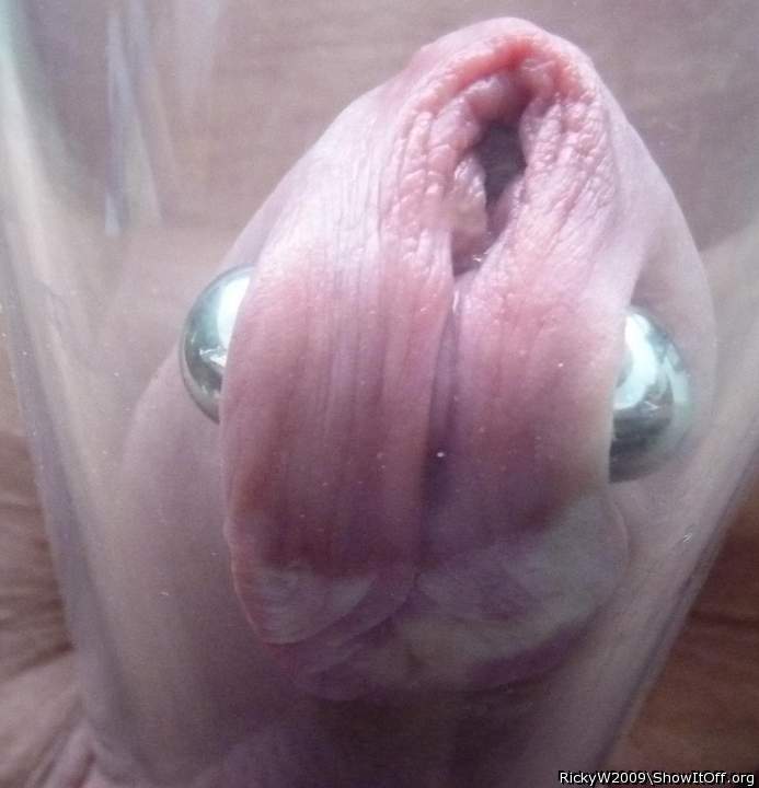Adult image from RickyW2009