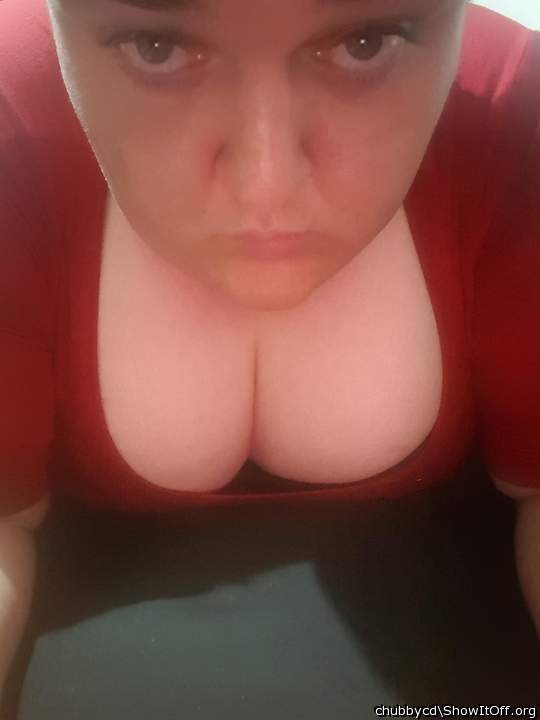 I love ur tits i want to shoot my load down them
