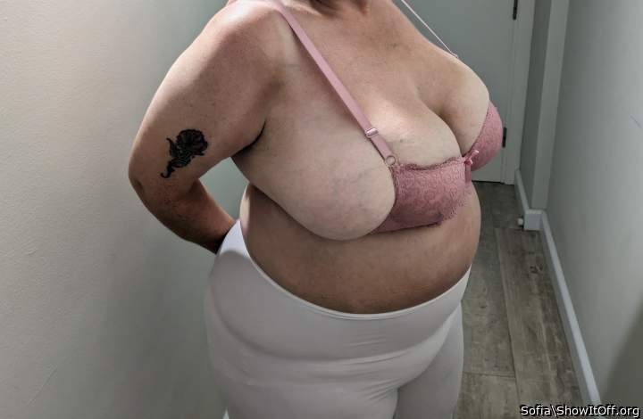 My bra strap  broke soon after (too heavy load)