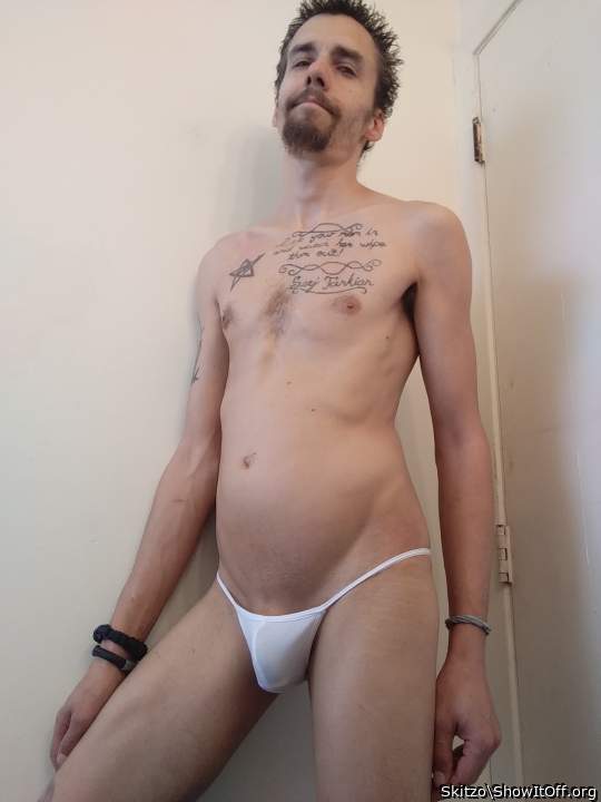 Come get naked with me!!!!!!