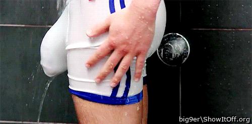 Adult image from big9er